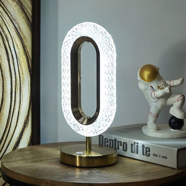 Oferta 1+1 - Lampa Diamond, Touch, USB, 3 moduri