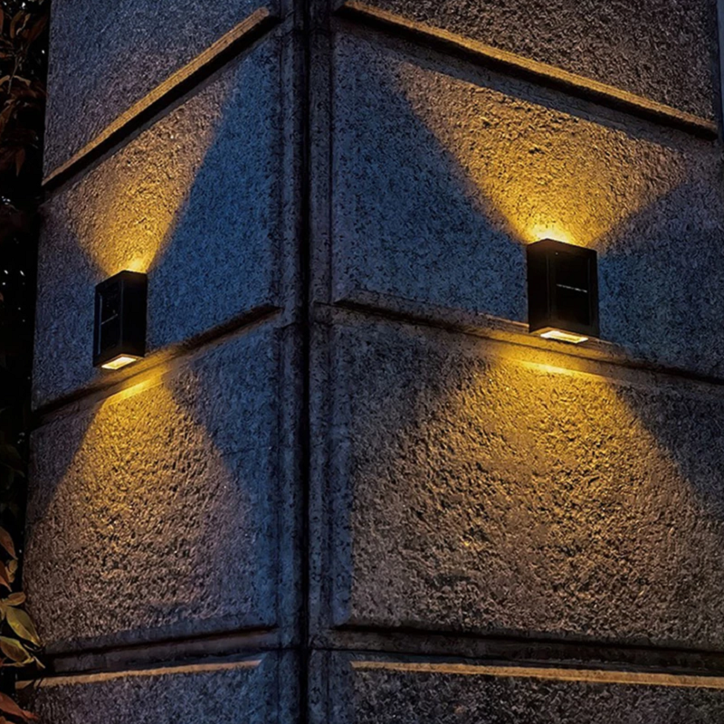 Set 4 x lampa solara 2 LED cu lumina bidirectionala