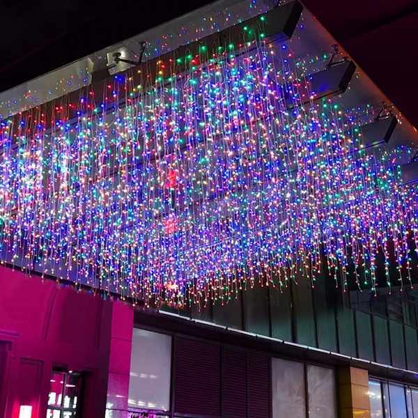 Instalatie LED cu franjuri lungi 1 M, Lungime 25 M, 600 LED, Multicolor