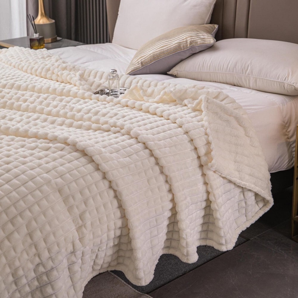 Patura super pufoasa Baycal Jo-jo, 200 x 230 cm, Alb